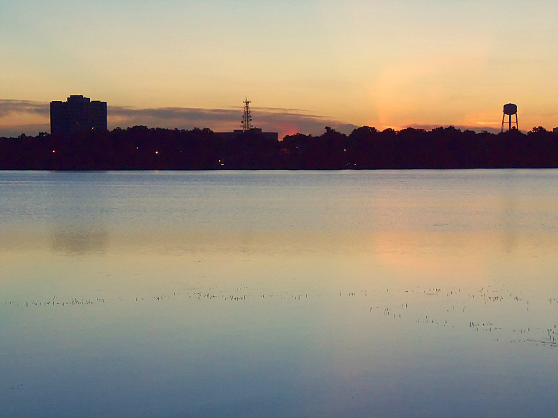Lake Howard at sunrise